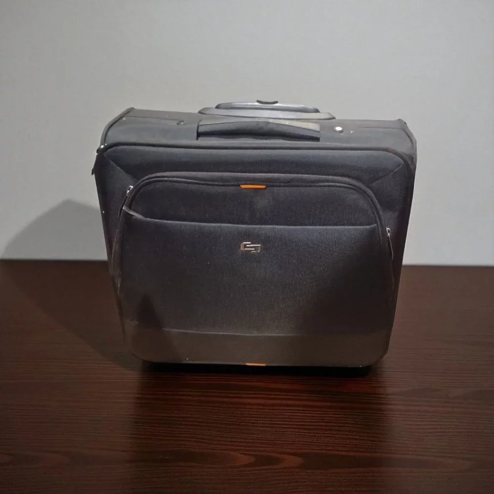 Solo Classic Rolling Nylon Laptop Overnight Bag Rolling Laptop Case